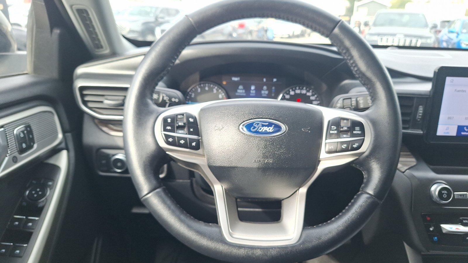 Ford Explorer 2021 - Imagen 8 de 17