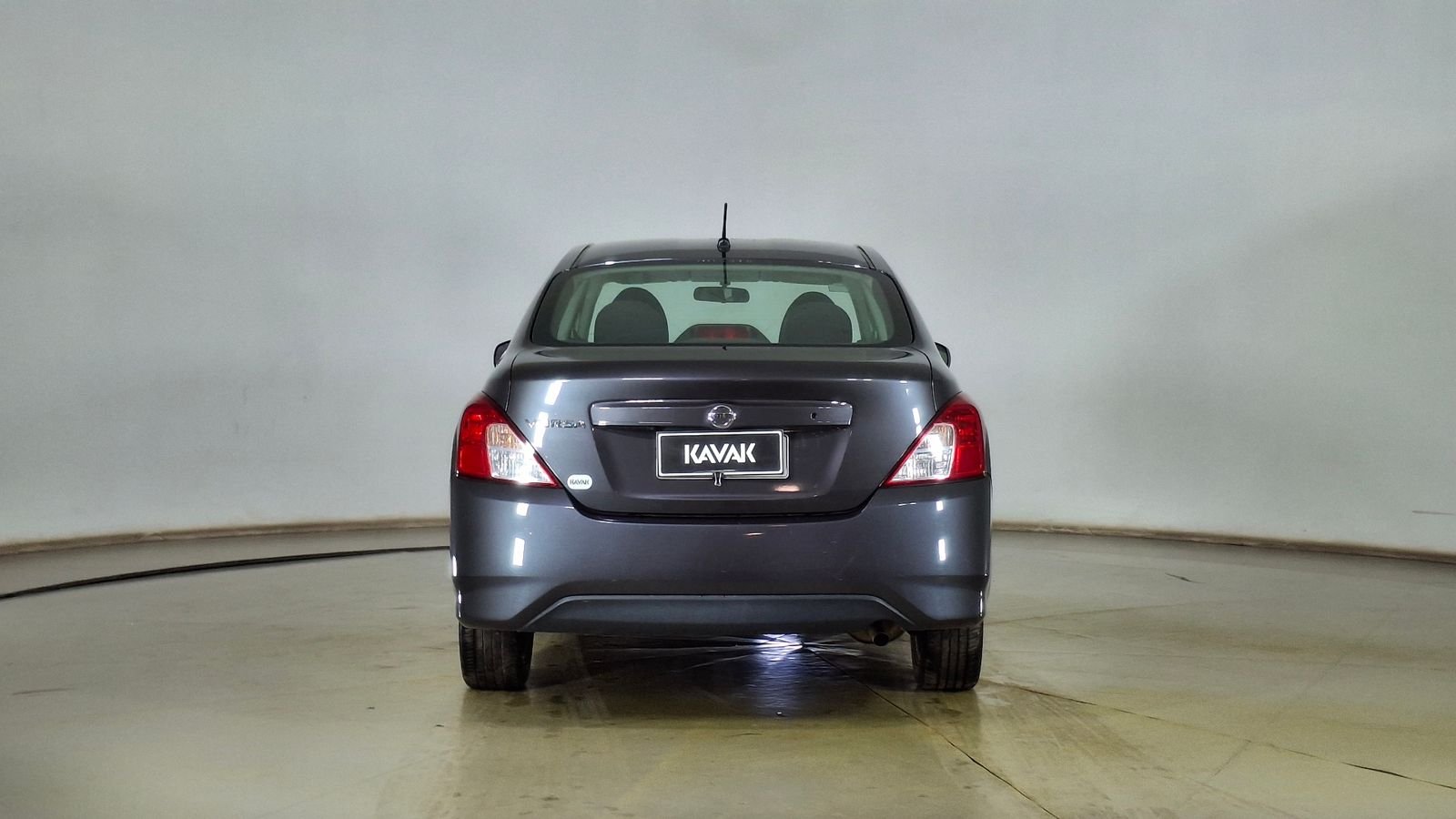 Nissan Versa 2018 - Imagen 5 de 16