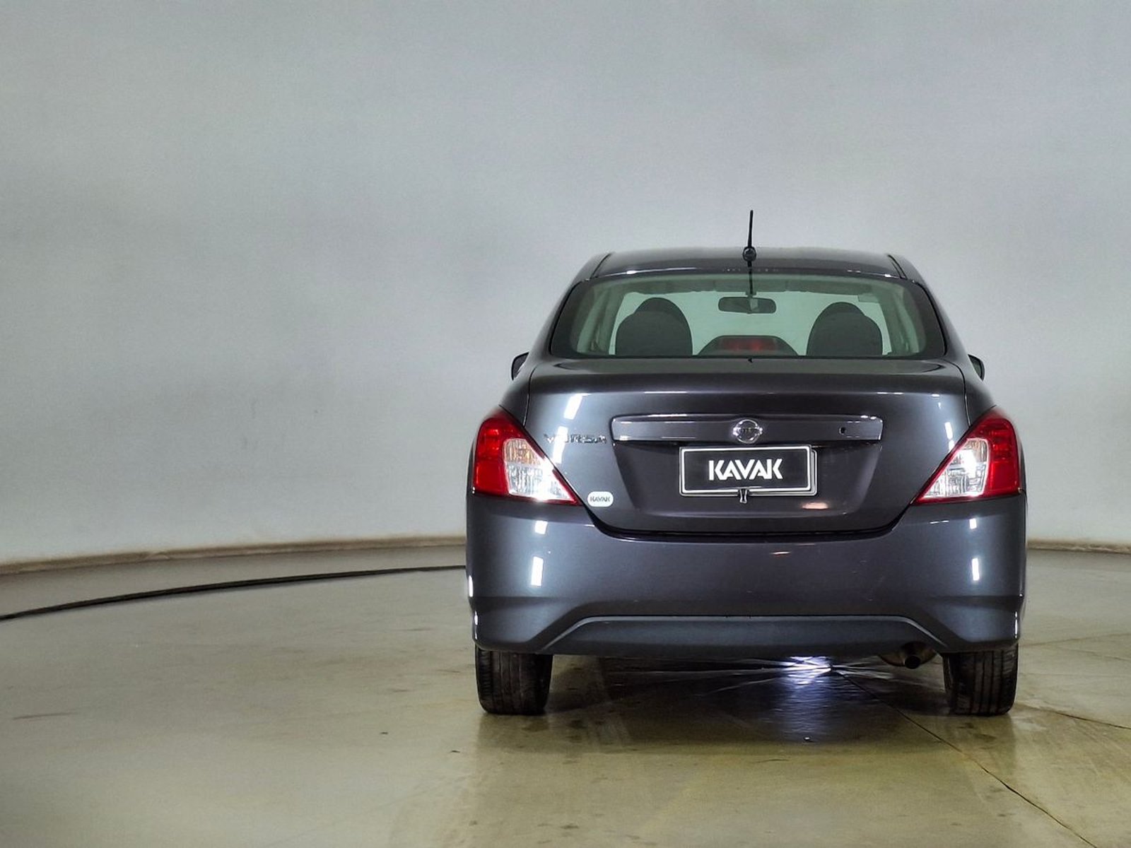 Nissan Versa 2018 - Foto 5 de 16