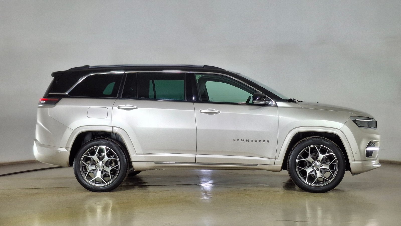 Jeep Commander 2022 - Imagen 4 de 17