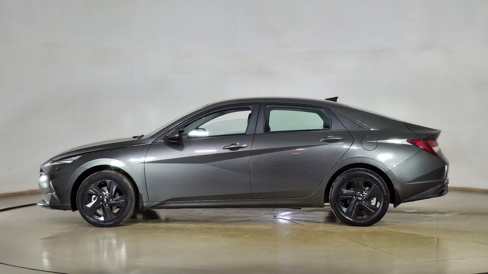 Hyundai Elantra 2022 - Imagen 7 de 16