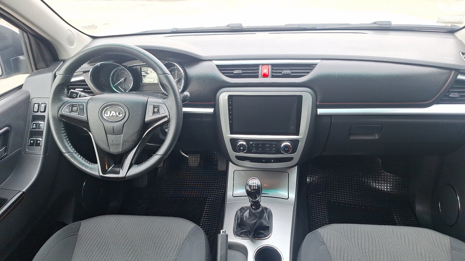 Jac T8 2023 - Imagen 6 de 14