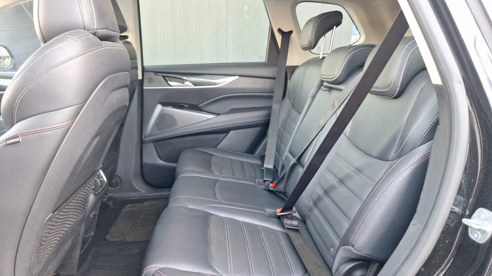 Maxus Euniq 6 2024 - Imagen 14 de 16