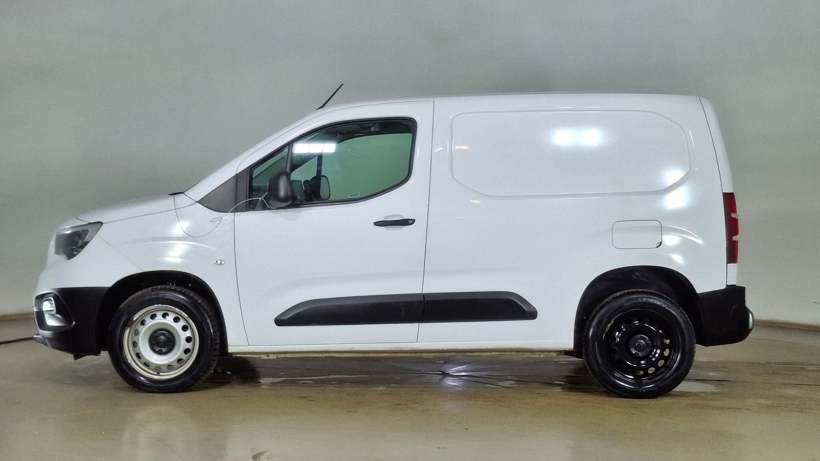 Opel Combo 2024 - Imagen 6 de 13