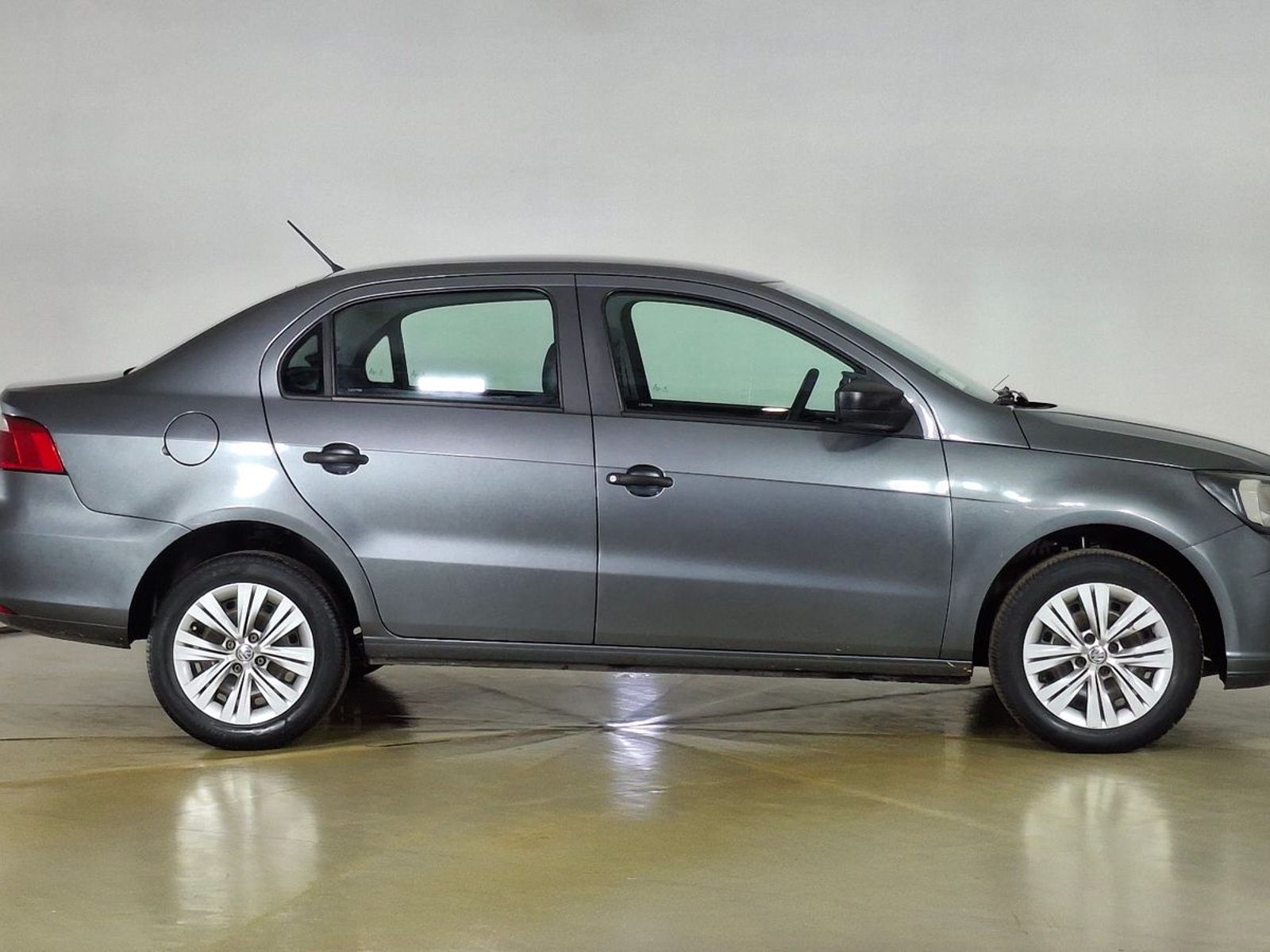 Volkswagen Voyage 2019 - Foto 4 de 15