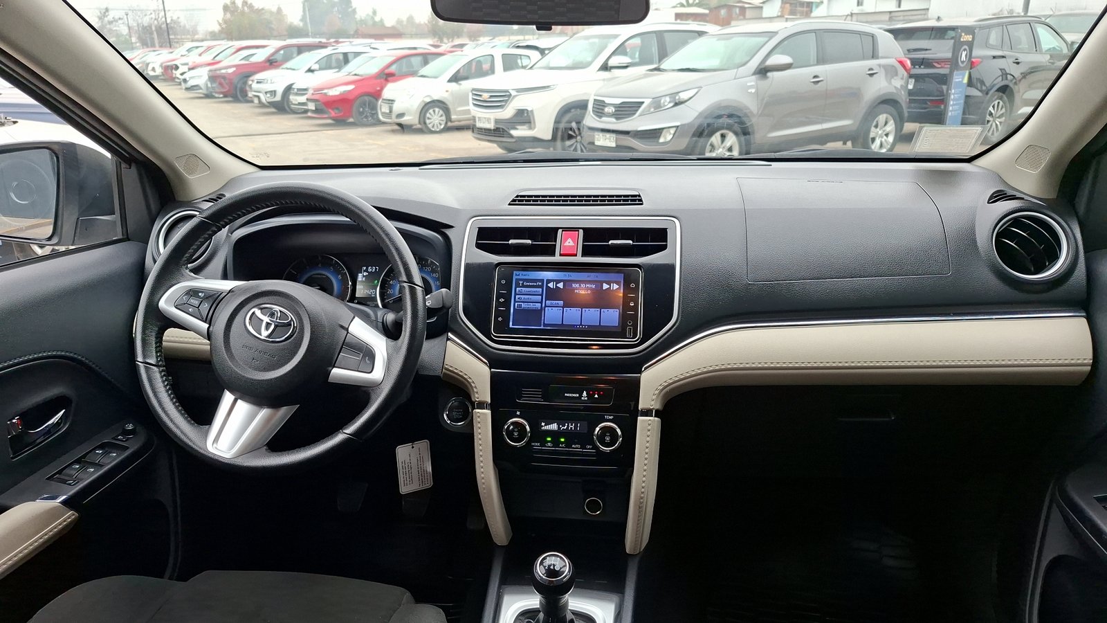 Toyota Rush 2023 - Imagen 6 de 16