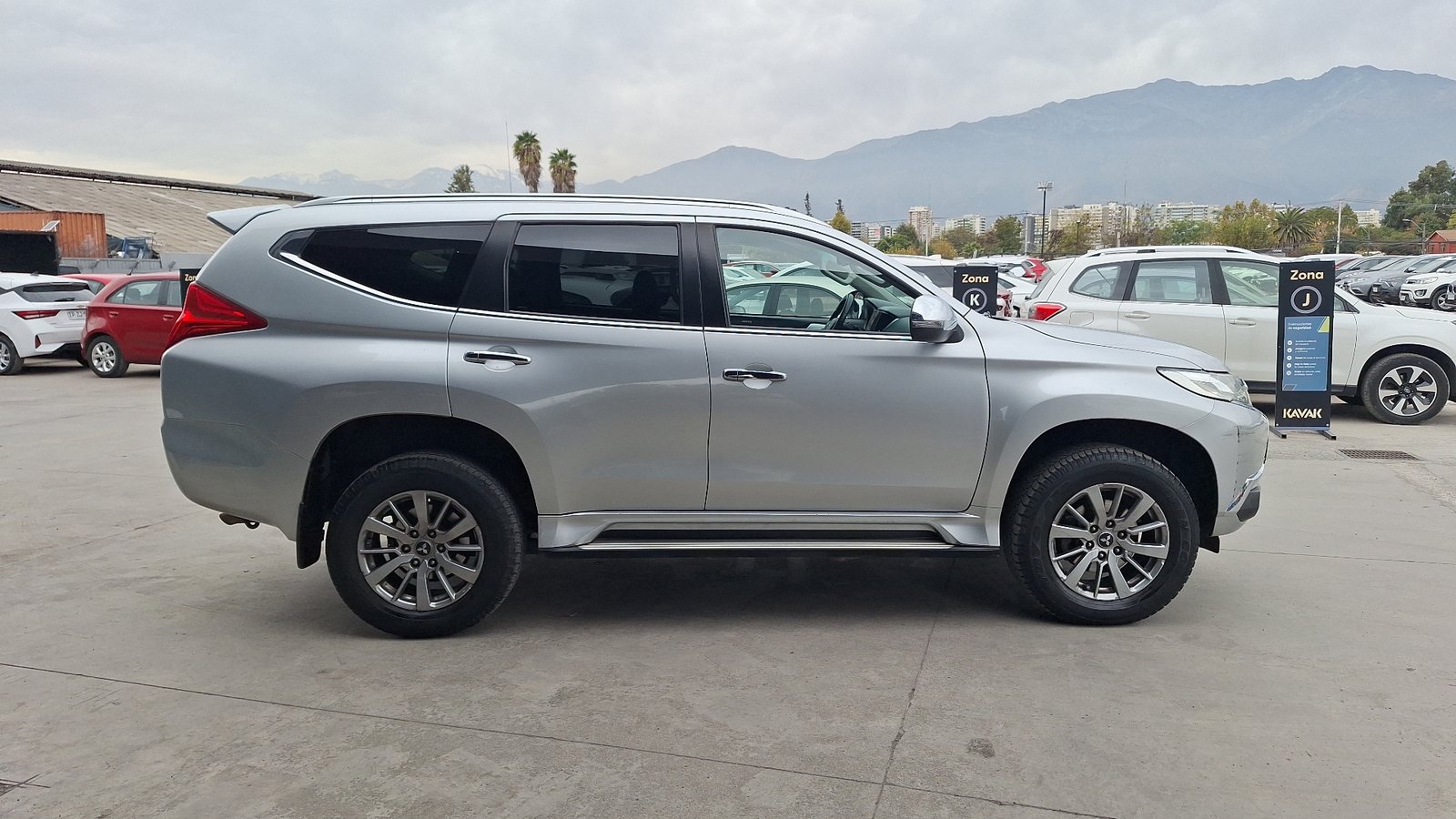 Mitsubishi Montero Sport 2018 - Imagen 5 de 16