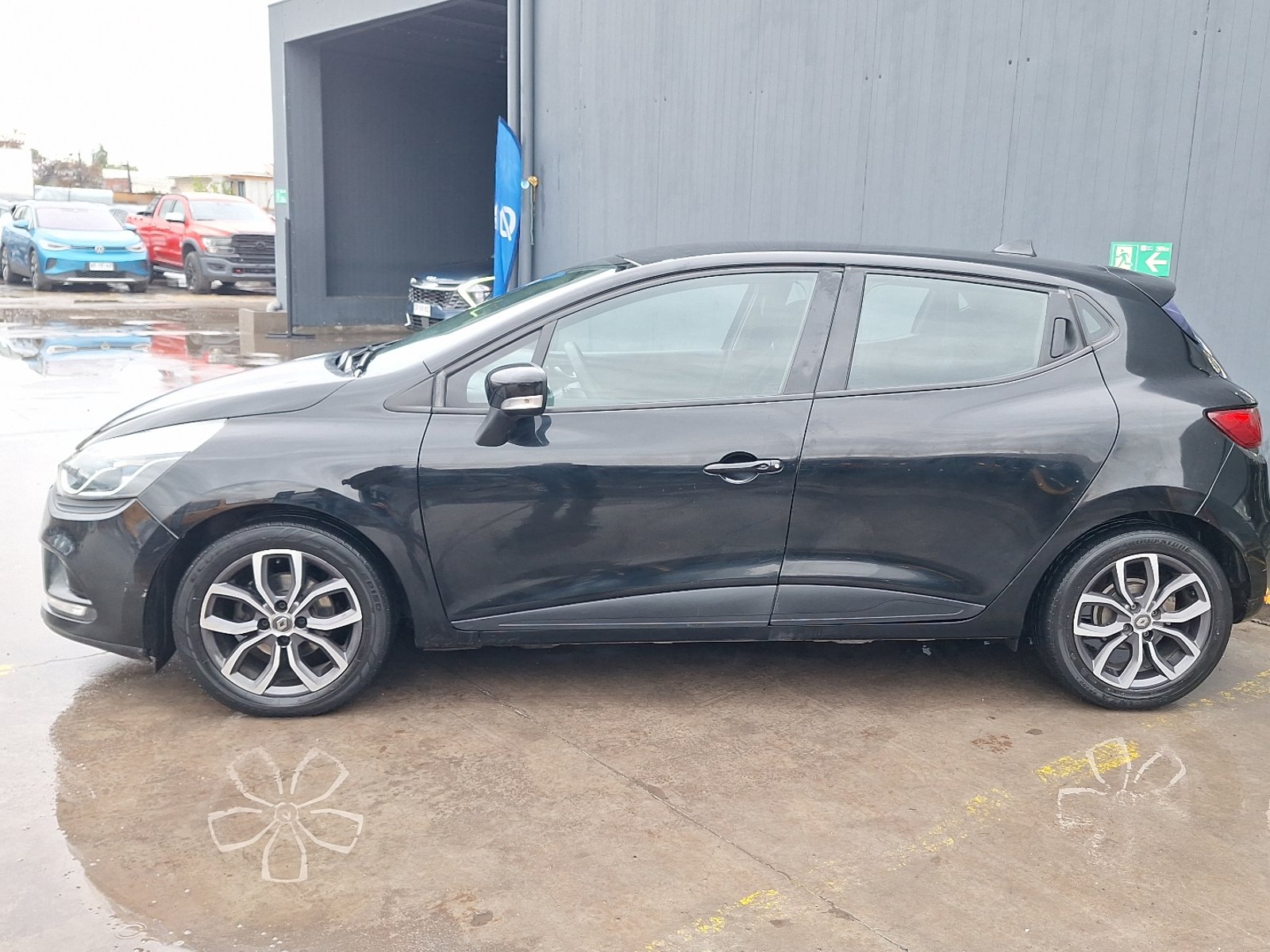 Renault Clio 2018 - Foto 2 de 14