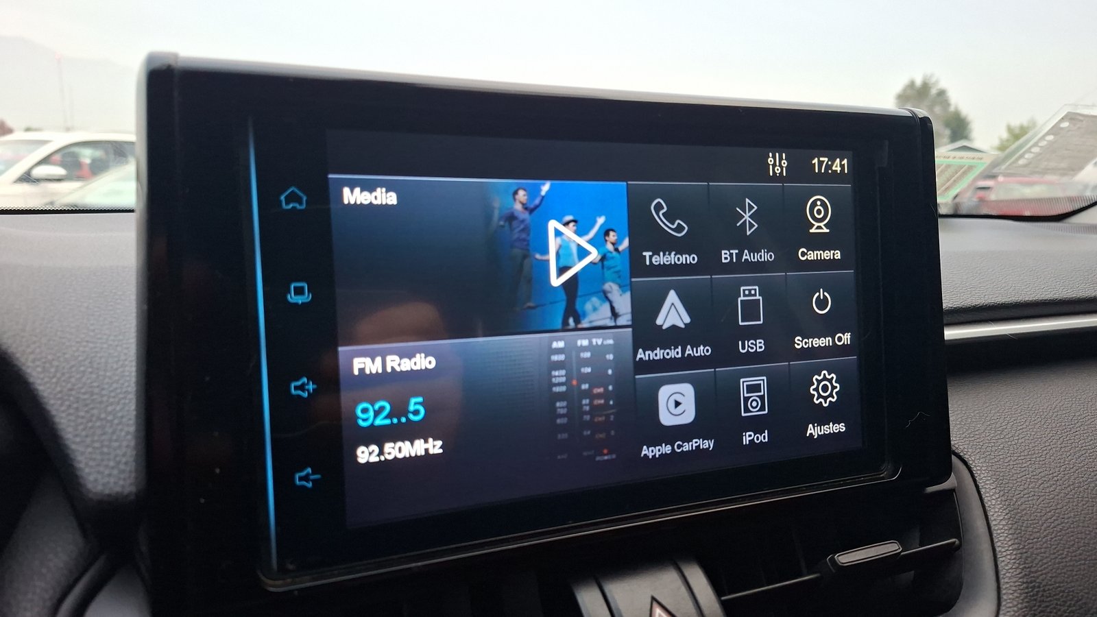 Toyota RAV4 2019 - Imagen 10 de 15