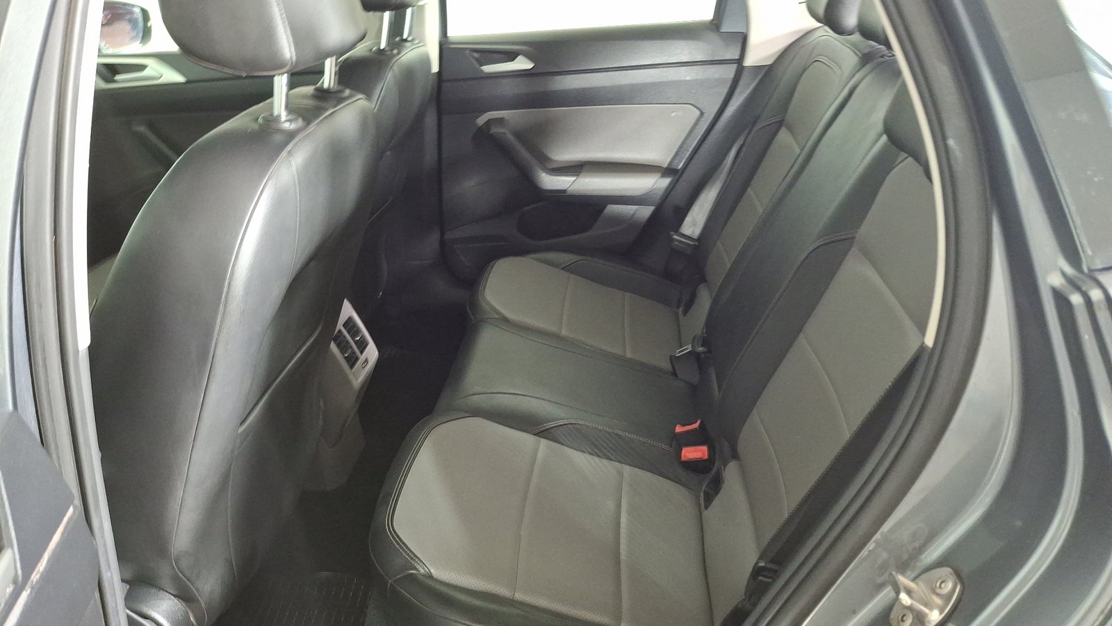 Volkswagen Polo 2021 - Imagen 13 de 15