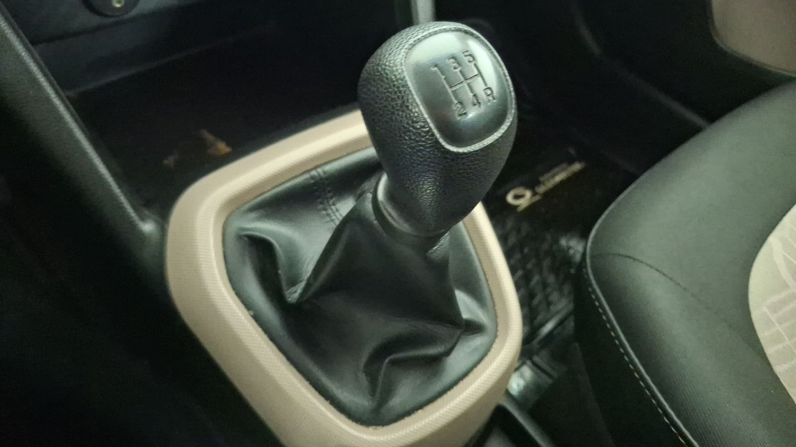 Hyundai Grand I10 2019 - Imagen 11 de 16