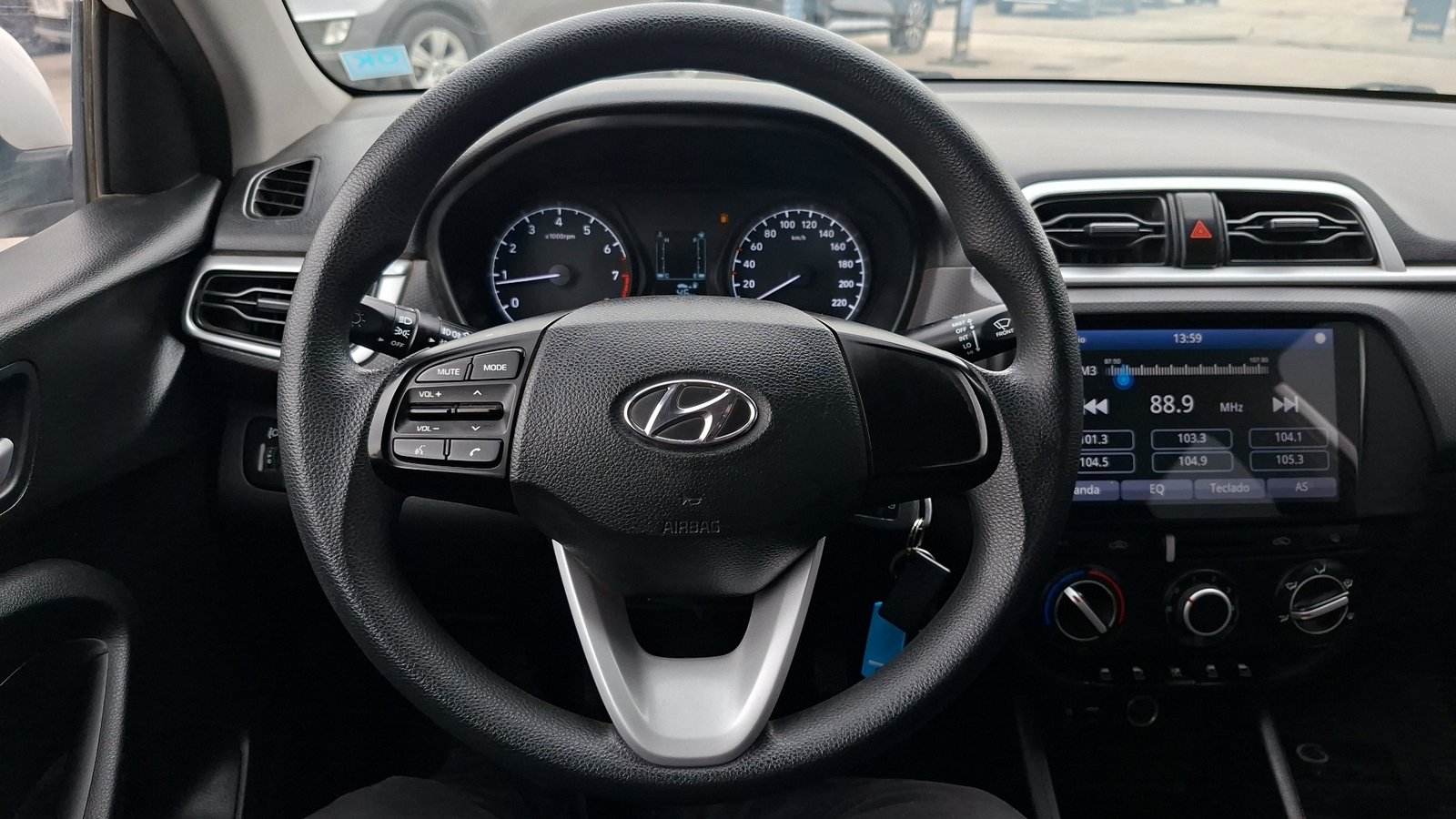 Hyundai VERNA 2021 - Imagen 8 de 15
