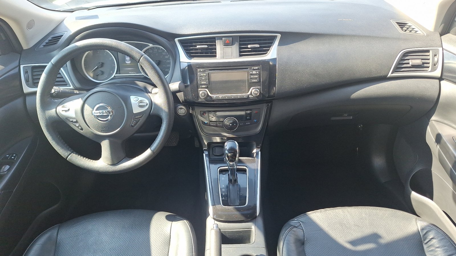 Nissan Sentra 2019 - Imagen 6 de 16
