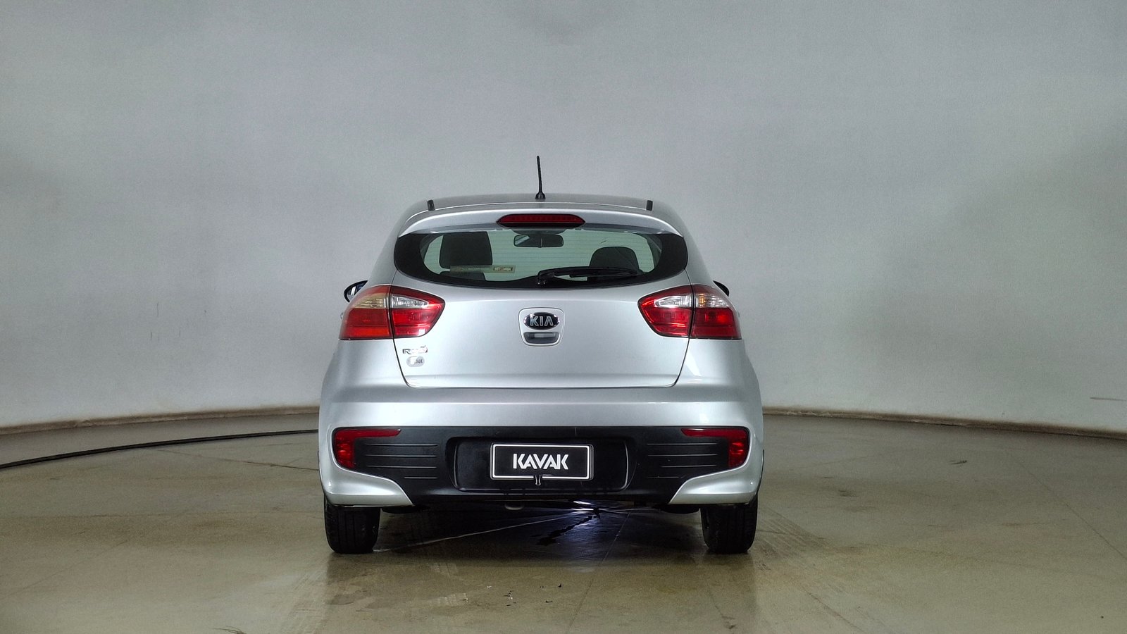 Kia RIO 5 2017 - Imagen 5 de 15