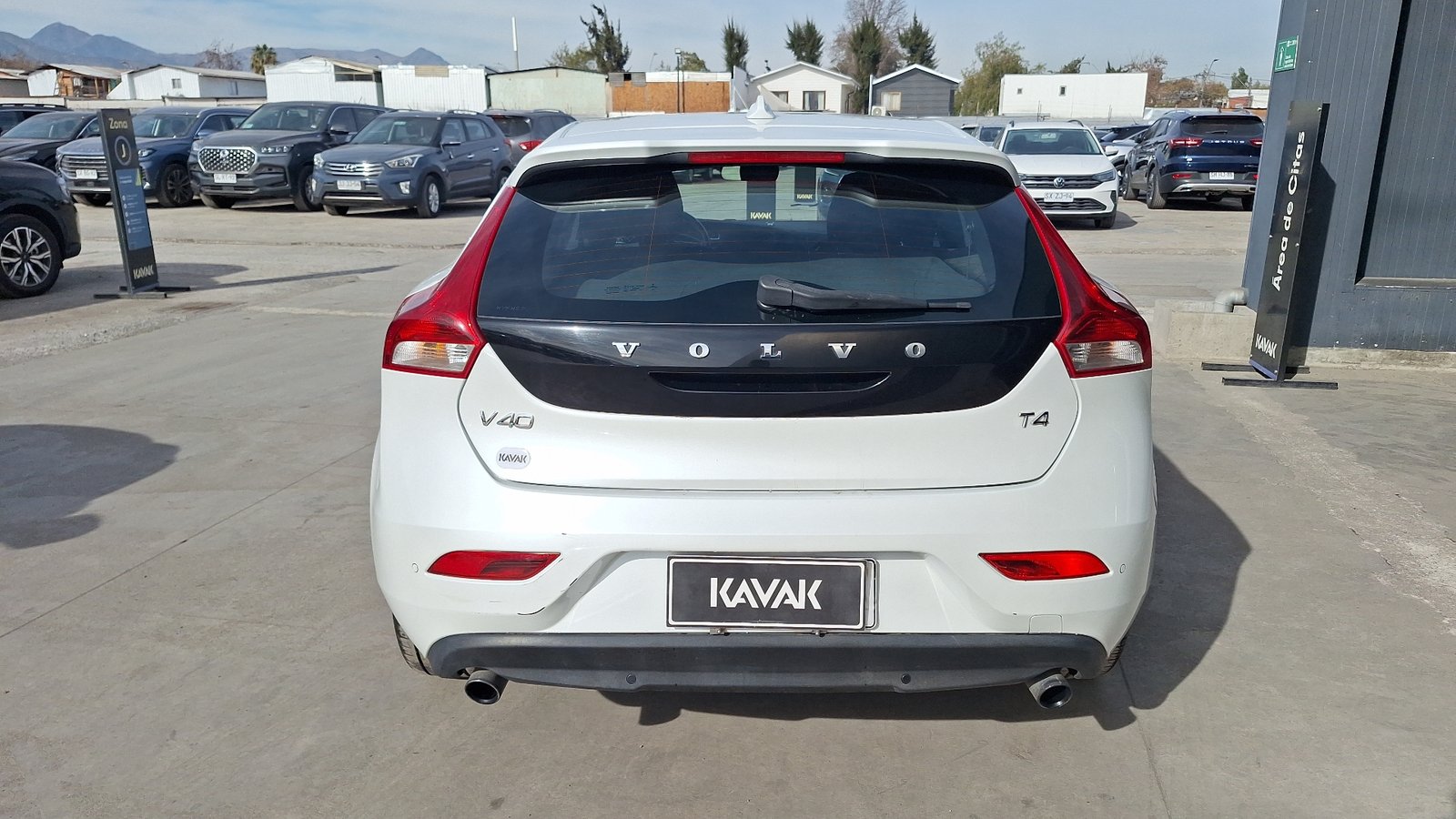Volvo V40 2016 - Foto 3 de 14