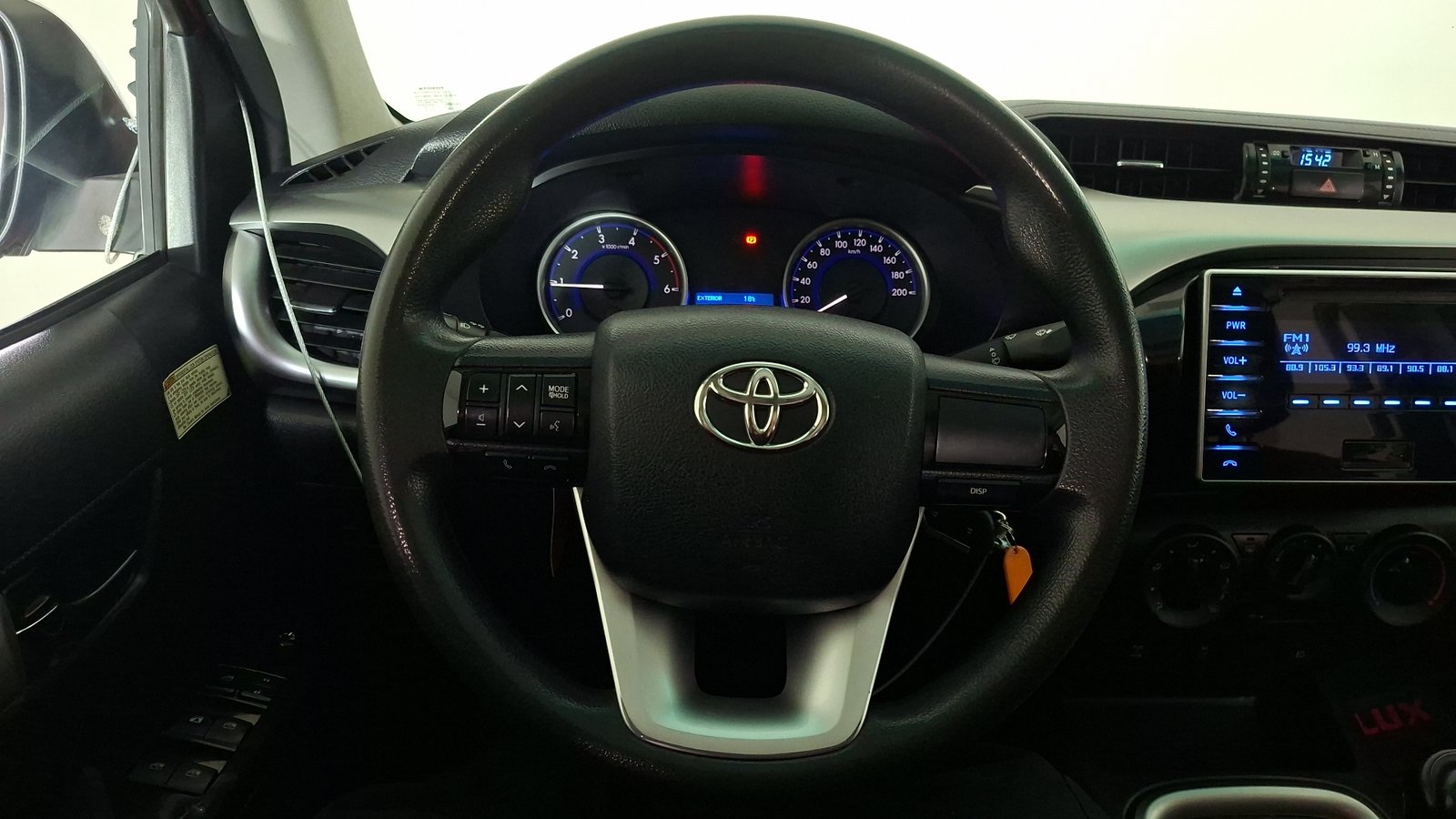 Toyota Hilux 2018 - Imagen 9 de 16