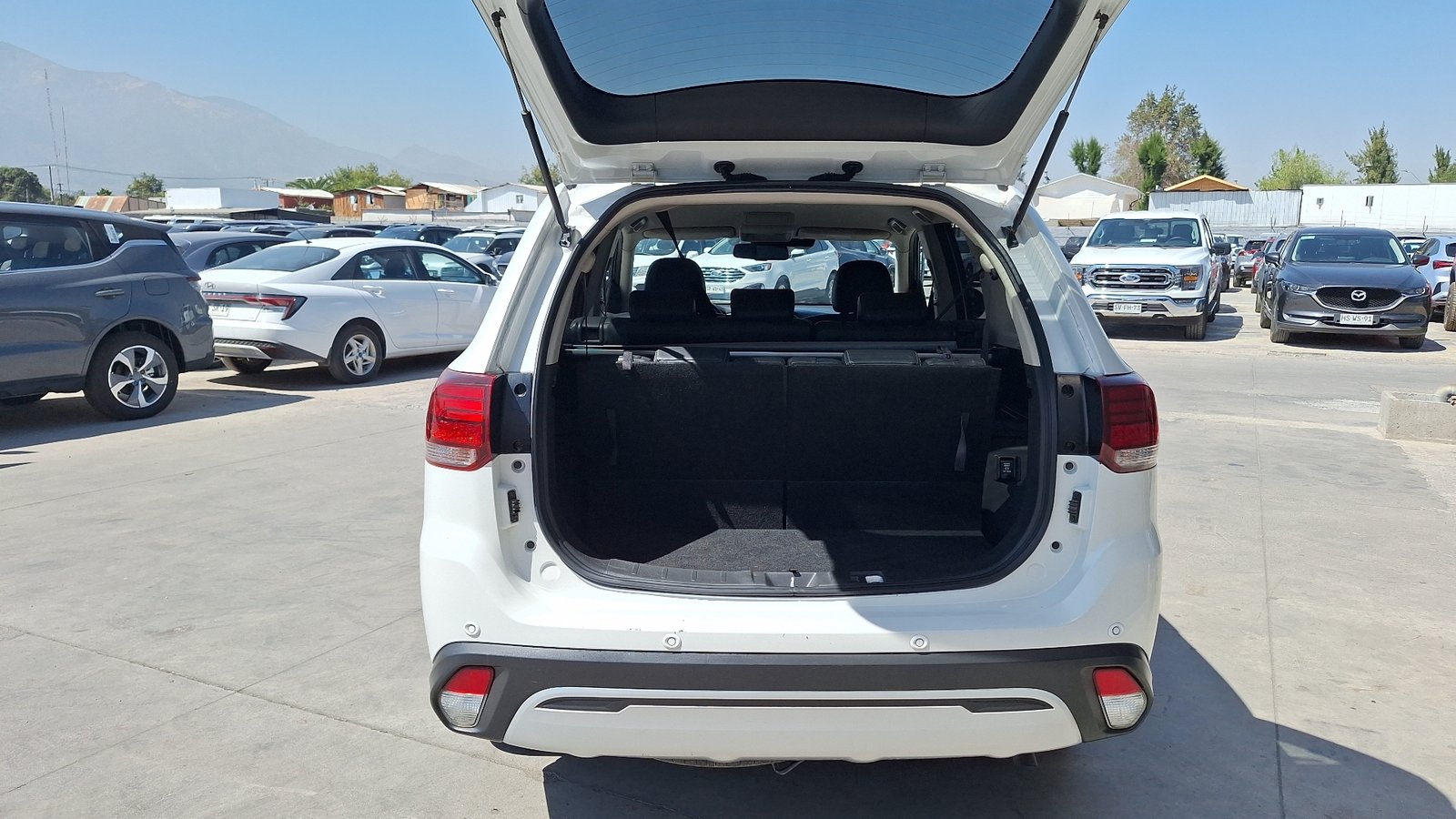 Mitsubishi Outlander 2022 - Foto 3 de 15