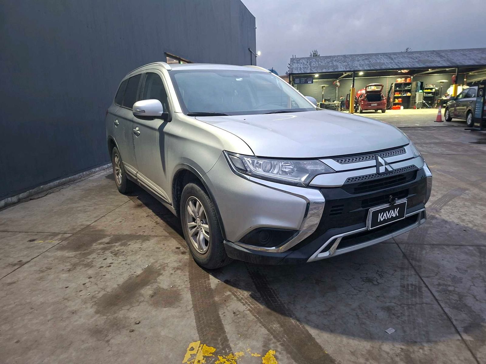 Mitsubishi Outlander 2023 - Imagen 3 de 4