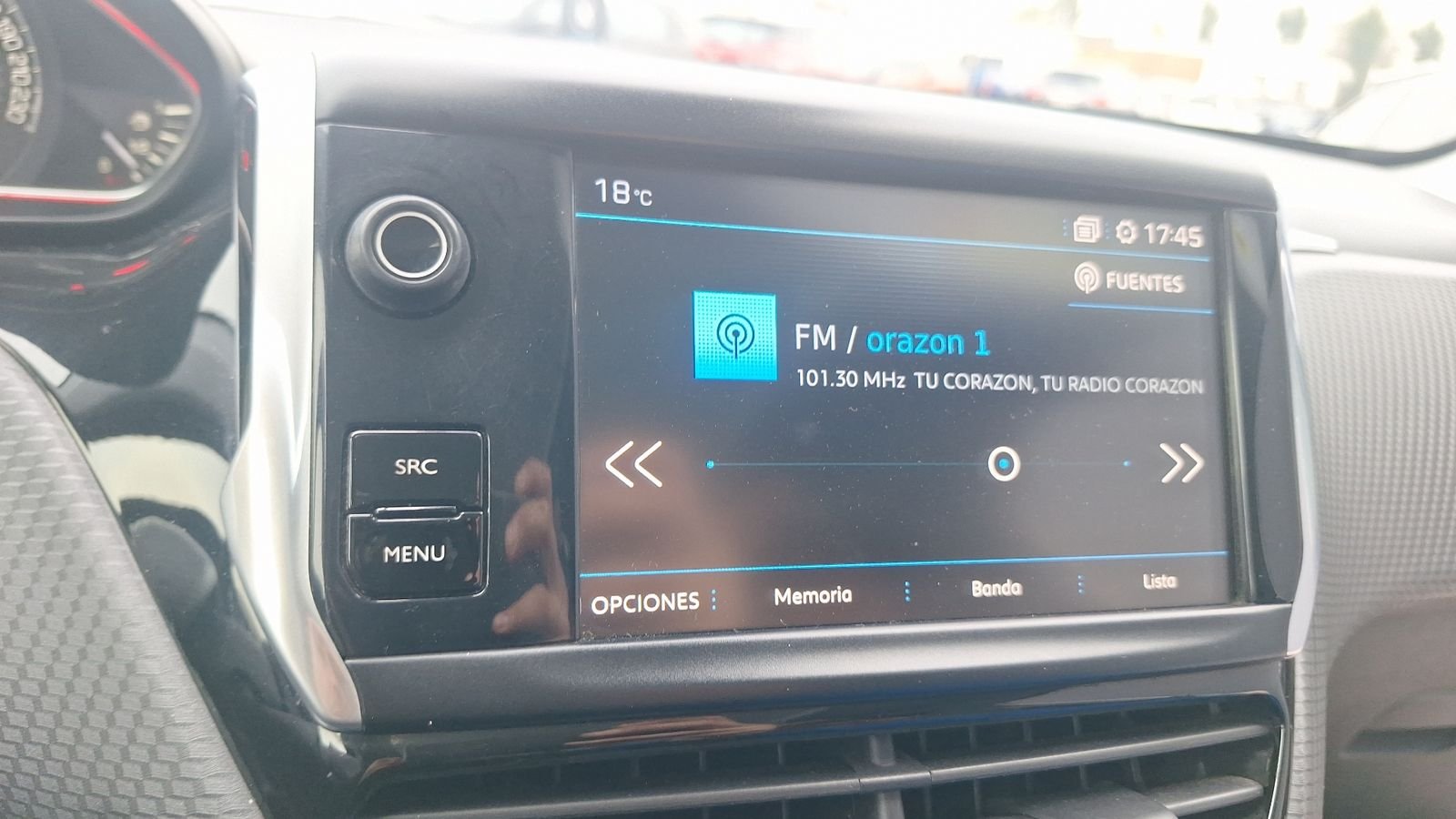 Peugeot 2008 2019 - Imagen 10 de 16