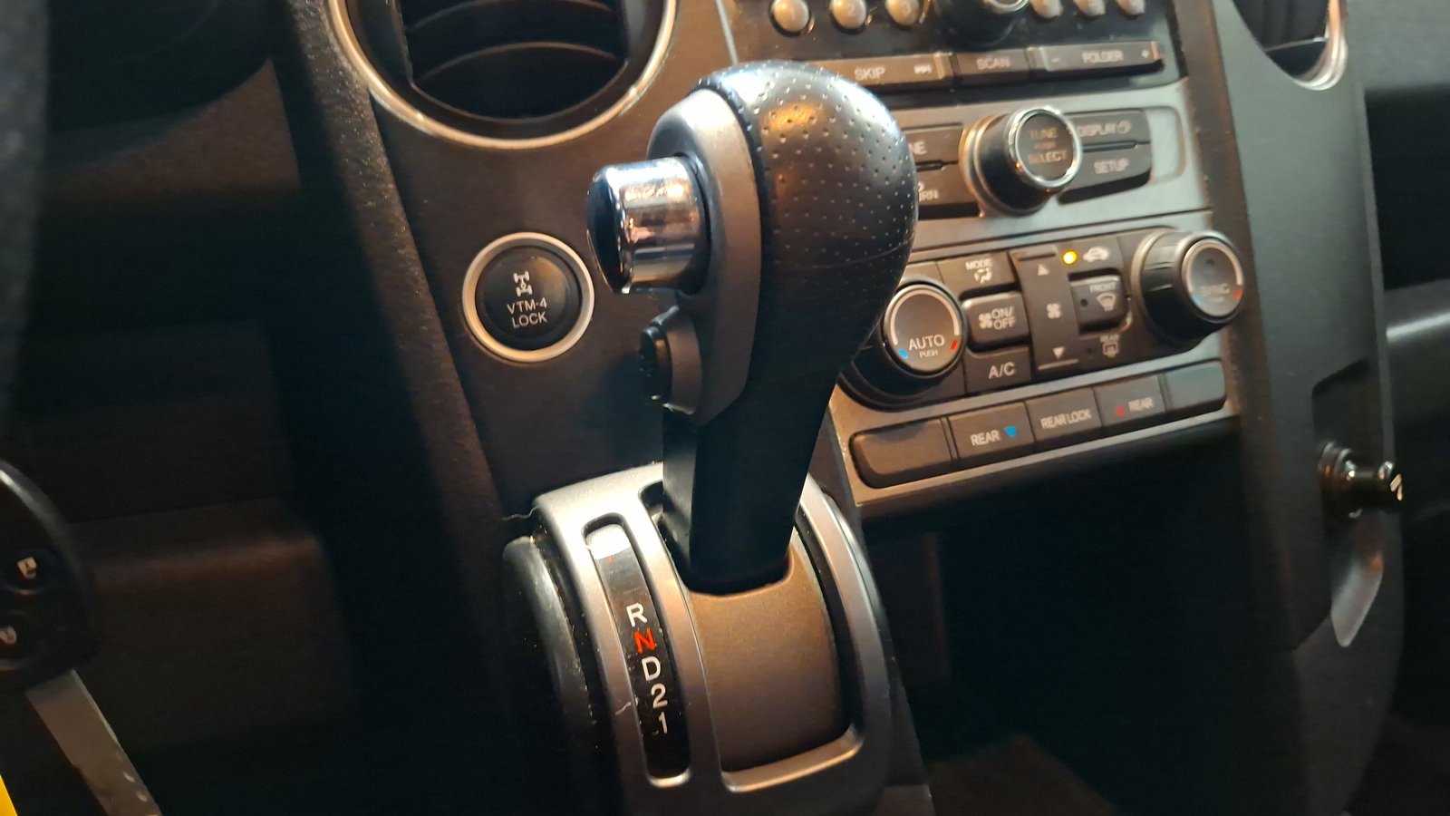 Honda Pilot 2015 - Imagen 12 de 18