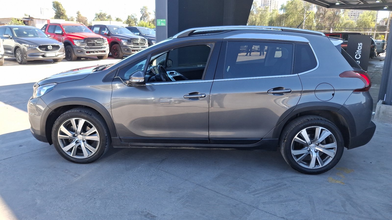 Peugeot 2008 2020 - Imagen 7 de 18