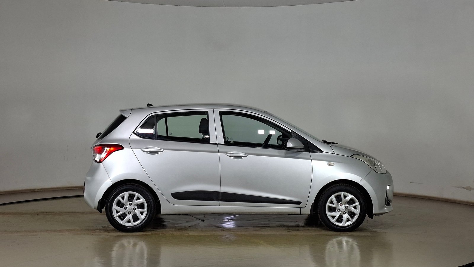 Hyundai Grand I10 2018 - Imagen 4 de 17