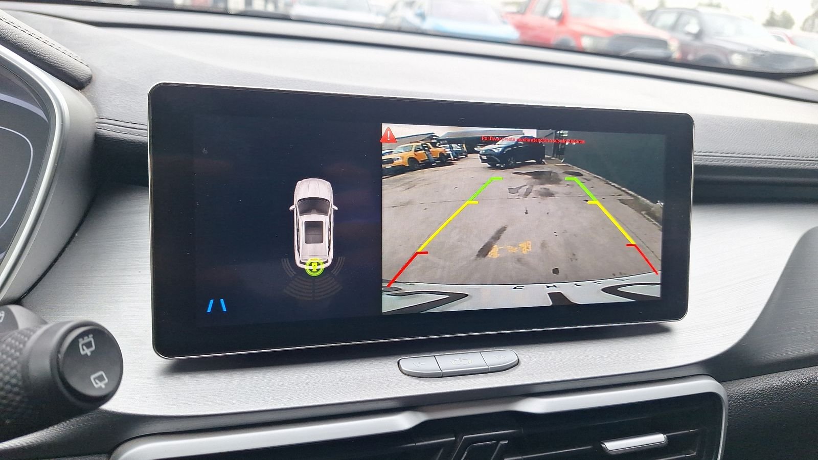 Geely Coolray 2023 - Imagen 12 de 15
