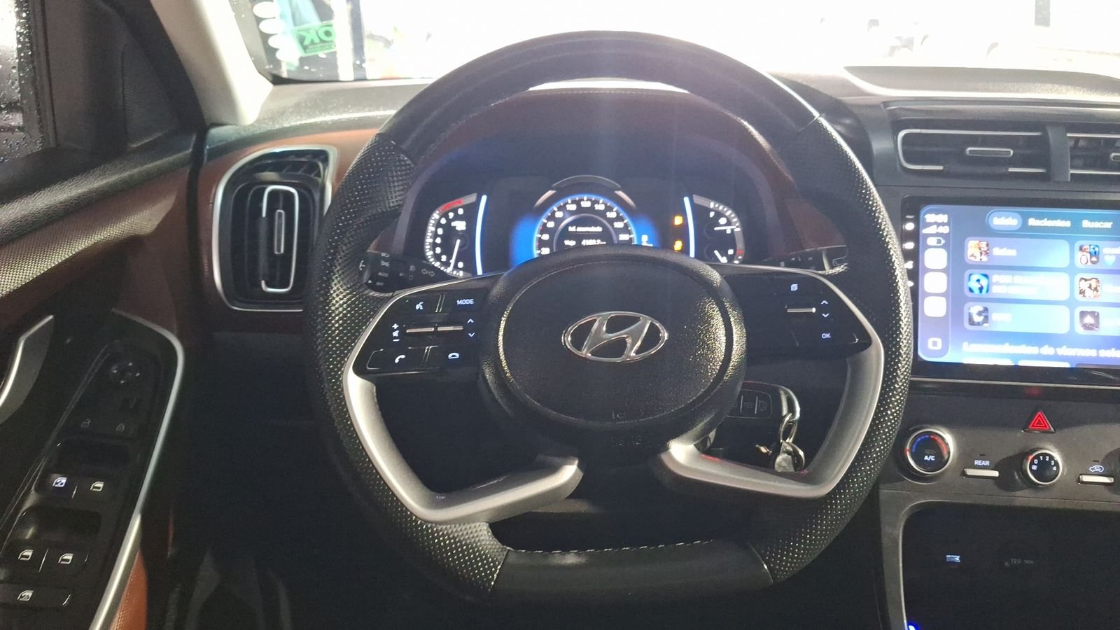 Hyundai Creta Grand 2023 - Imagen 8 de 16