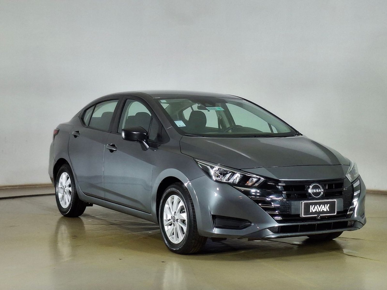 Nissan Versa 2024 - Foto 3 de 15