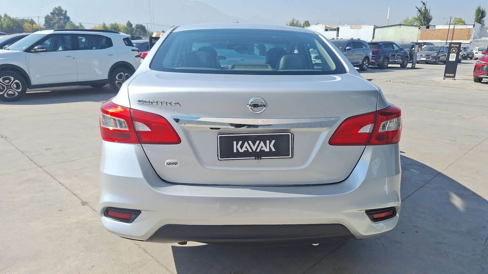Nissan Sentra 2019 - Imagen 3 de 16
