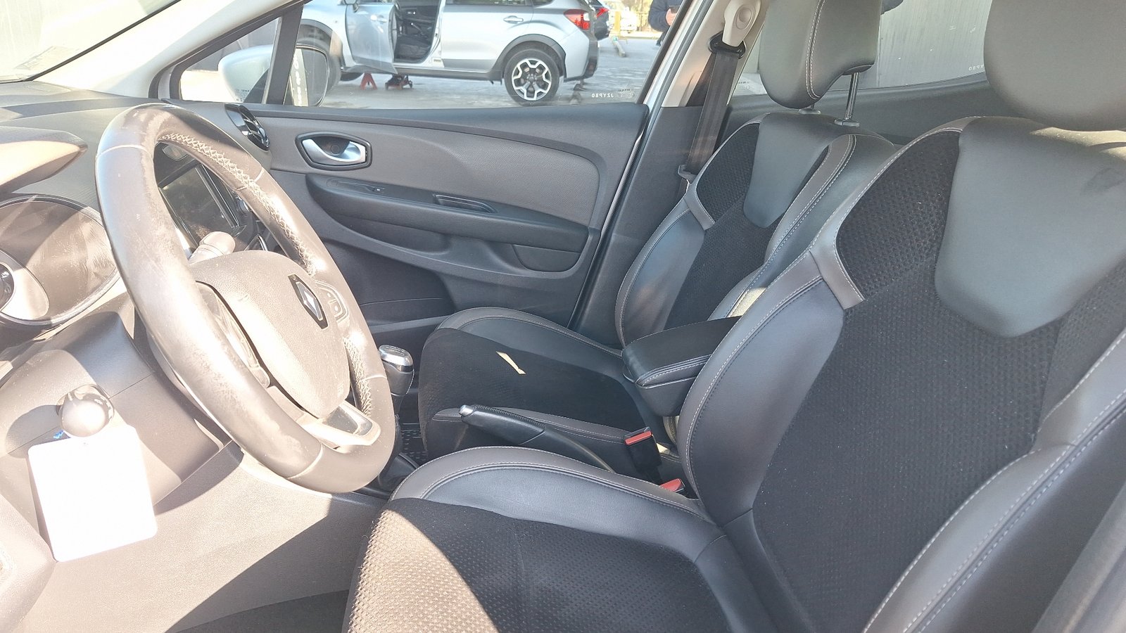 Renault Clio 2018 - Imagen 15 de 16