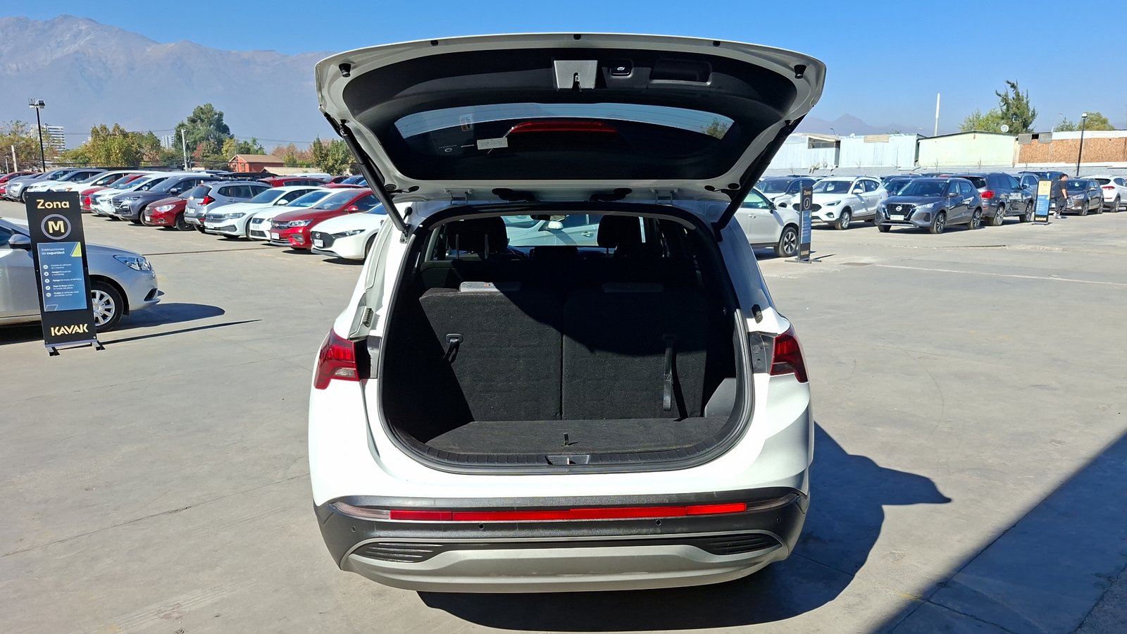 Hyundai Santa Fe 2024 - Imagen 4 de 16