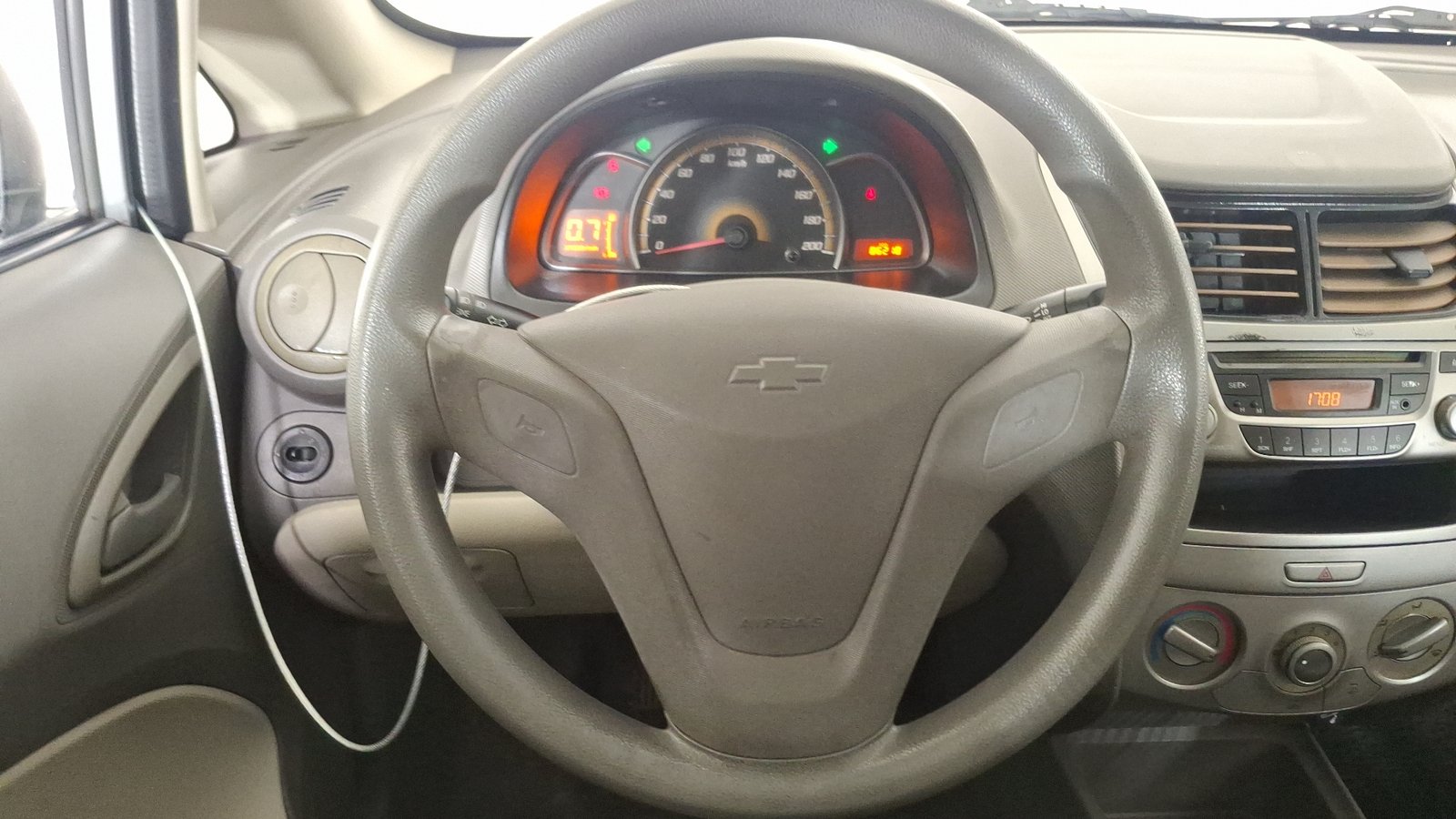 Chevrolet Sail 2012 - Imagen 8 de 15