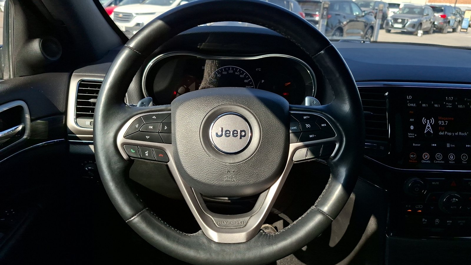 Jeep Grand Cherokee 2022 - Imagen 8 de 16