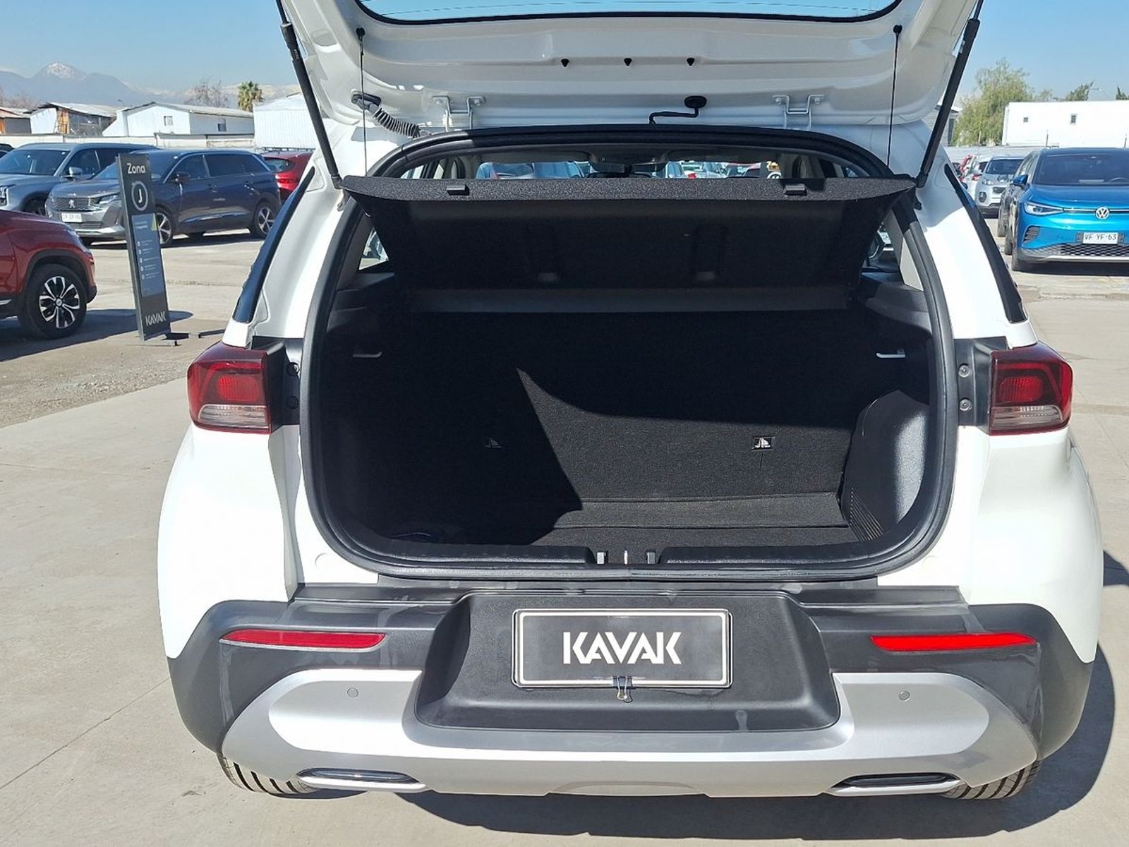 Kia Sonet 2023 - Foto 4 de 15