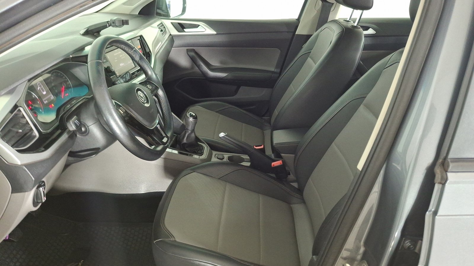 Volkswagen Polo 2021 - Imagen 12 de 15
