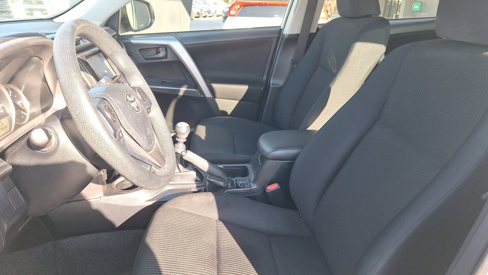 Toyota RAV4 2017 - Imagen 14 de 15