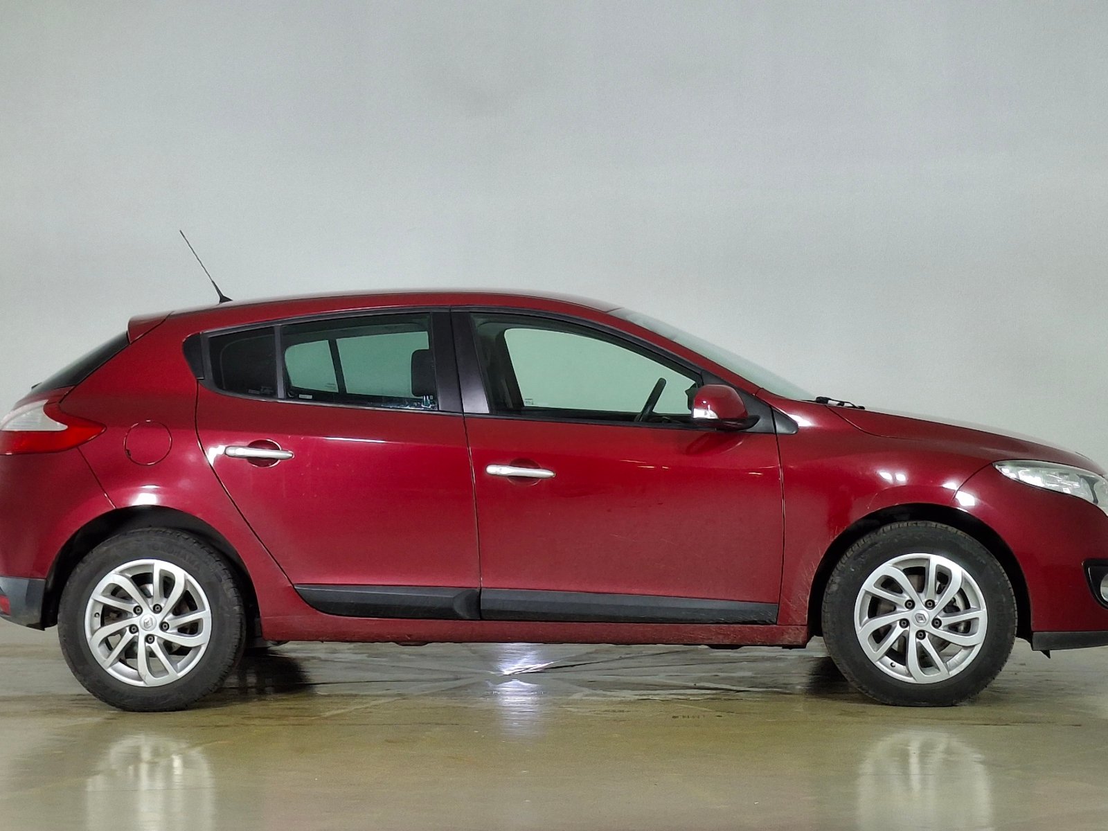 Renault Megane 2014 - Foto 4 de 15