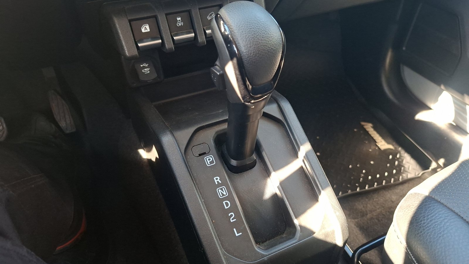 Suzuki Jimny 2022 - Imagen 11 de 15
