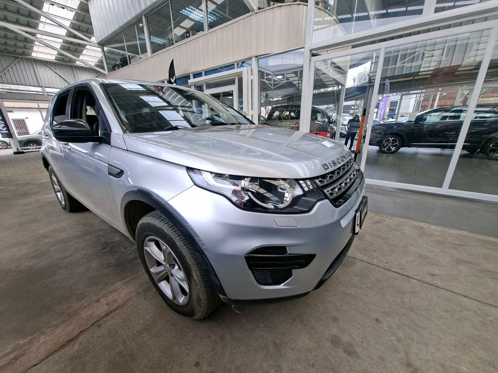 Land Rover Discovery Sport 2019 - Imagen 3 de 4
