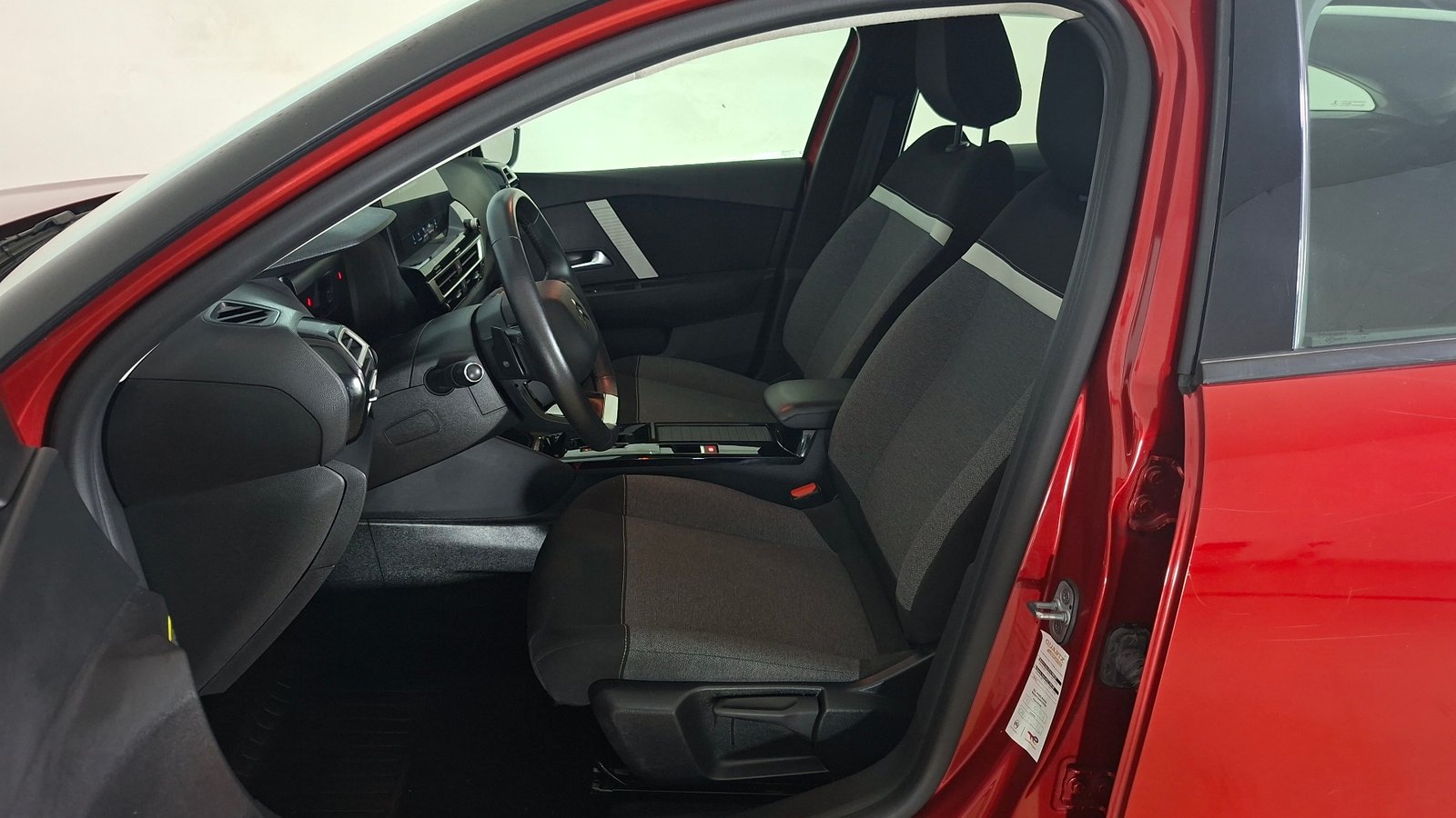Citroen C4 2023 - Imagen 13 de 16