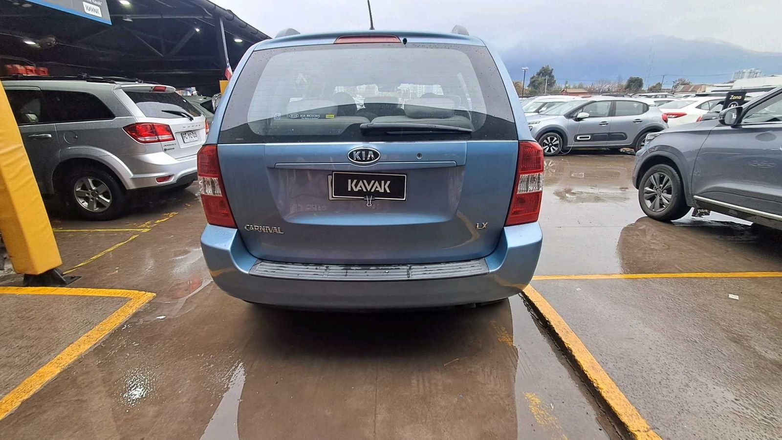 Kia Carnival 2010 - Imagen 4 de 4