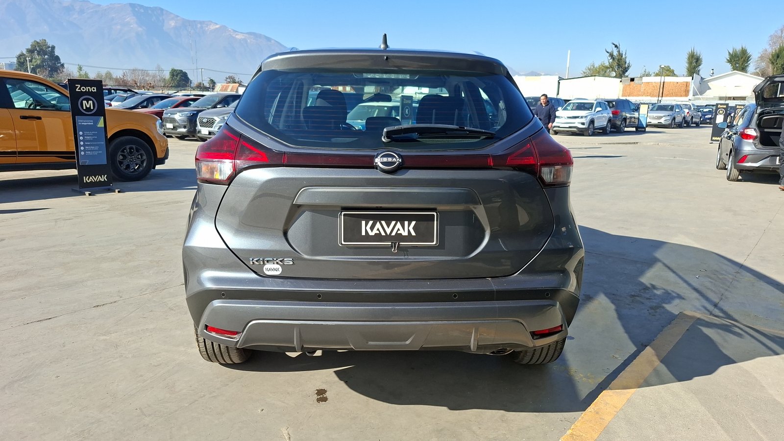Nissan Kicks 2023 - Foto 3 de 15