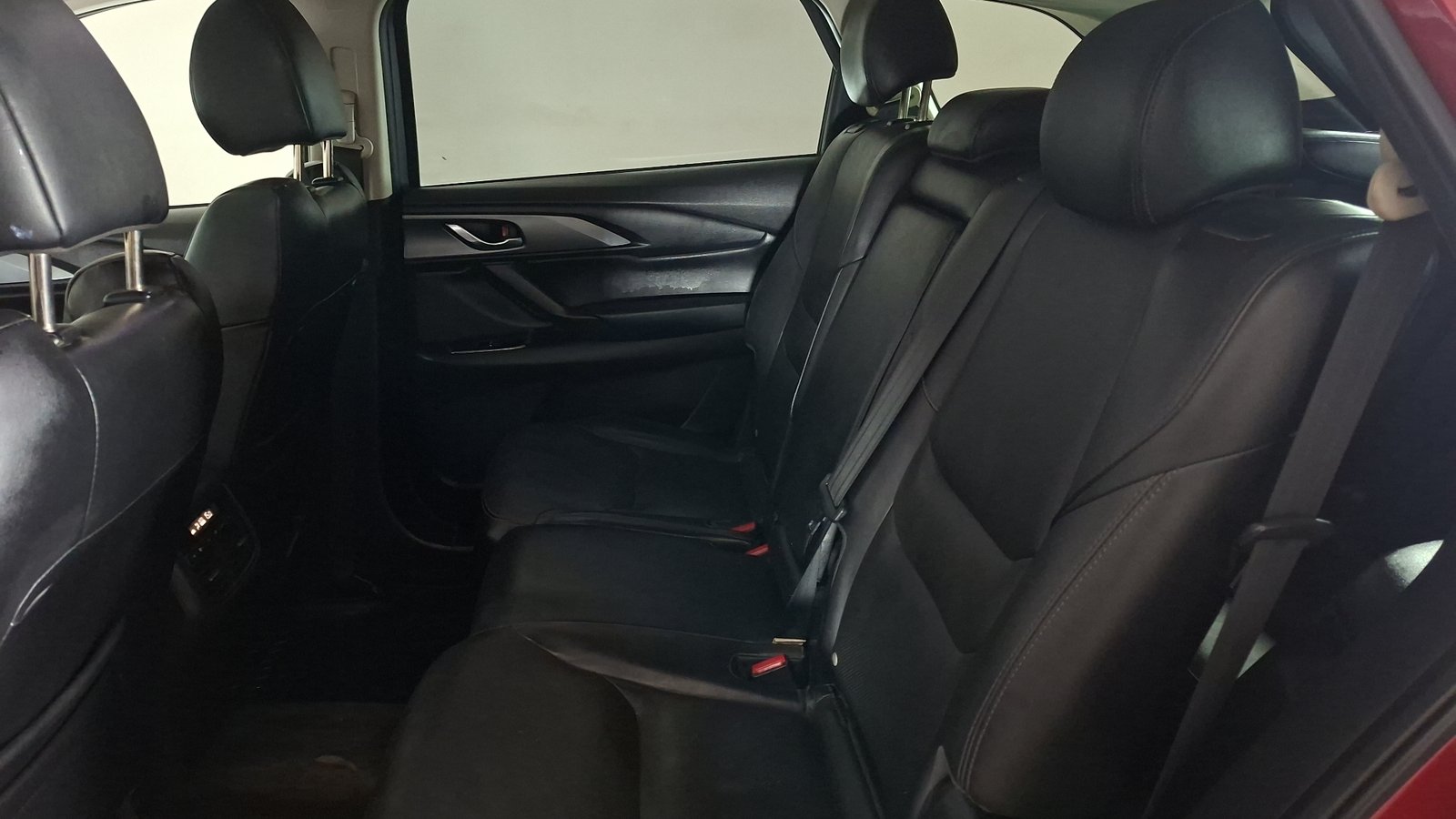 Mazda CX-9 2017 - Imagen 16 de 19