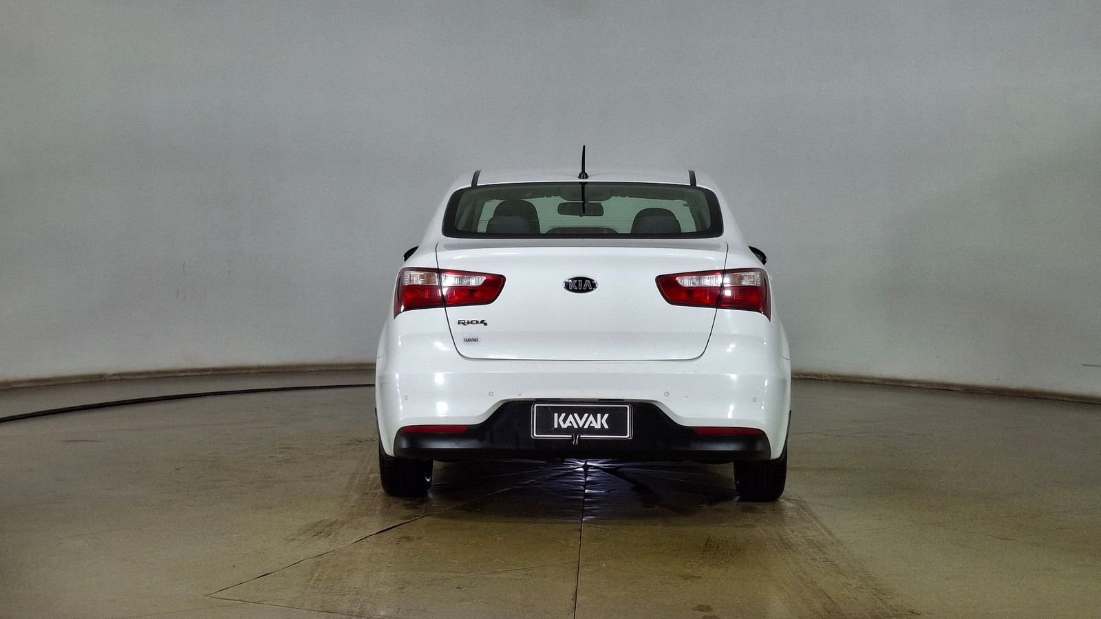 Kia RIO 4 2017 - Imagen 5 de 15