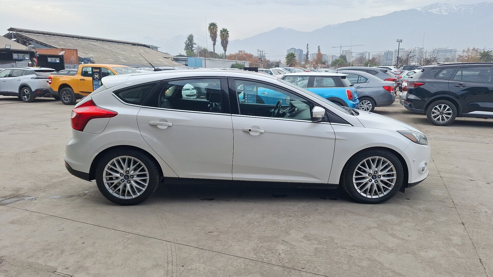 Ford Focus 2015 - Foto 5 de 16