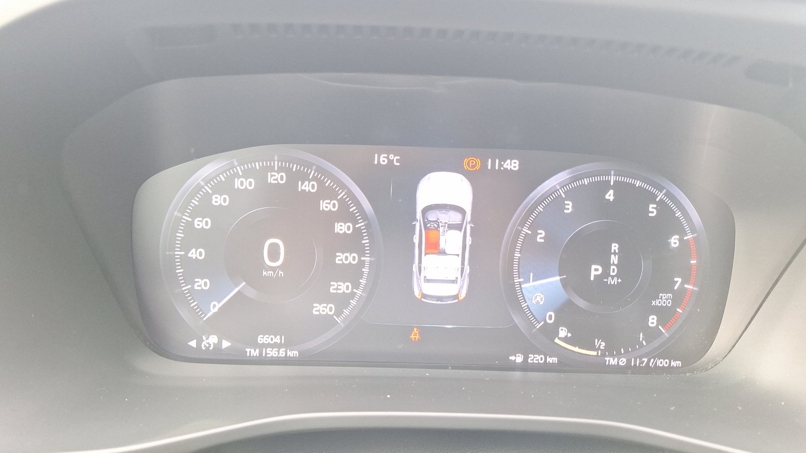 Volvo XC40 2022 - Imagen 9 de 16