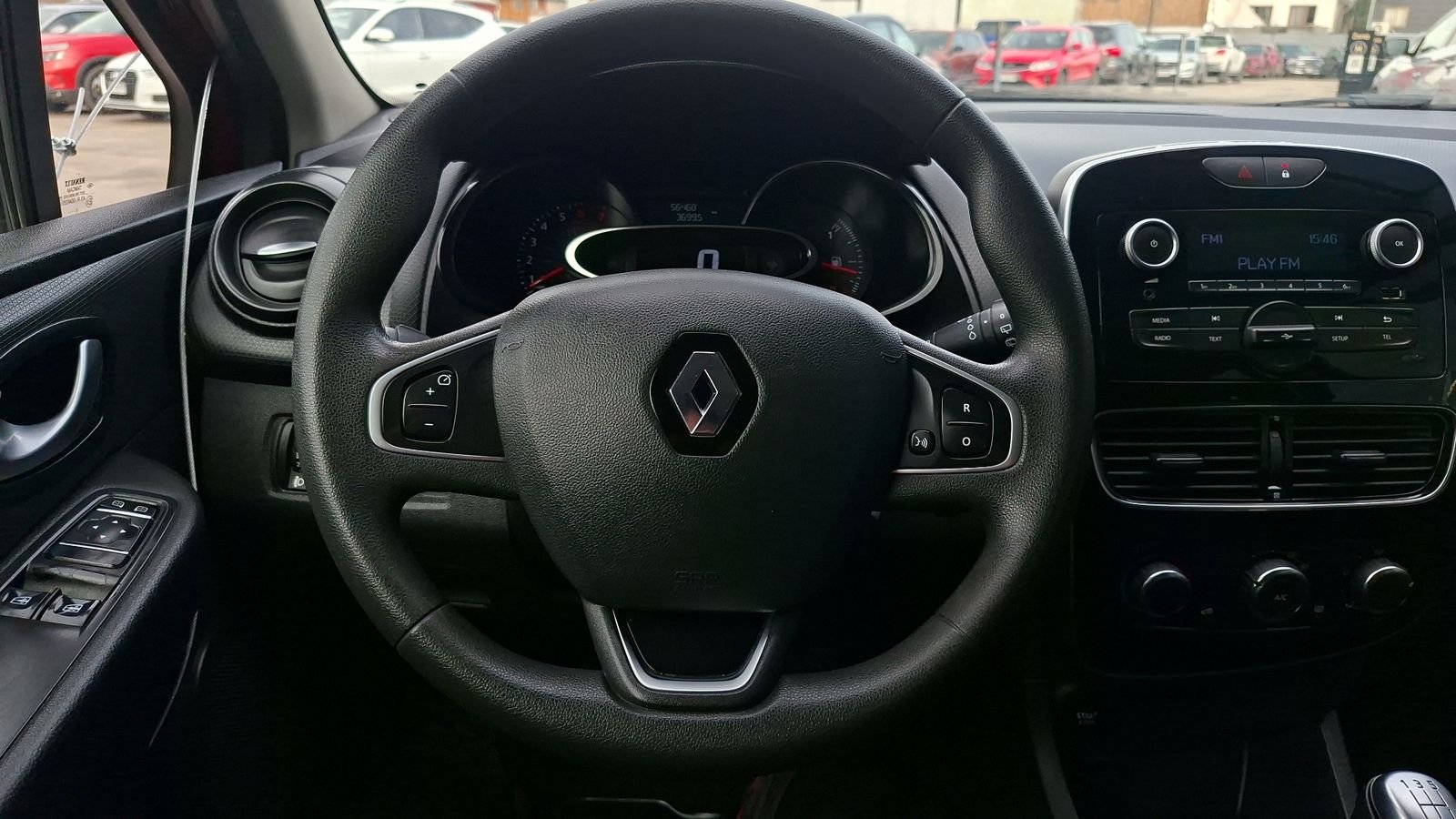 Renault Clio 2019 - Imagen 8 de 14