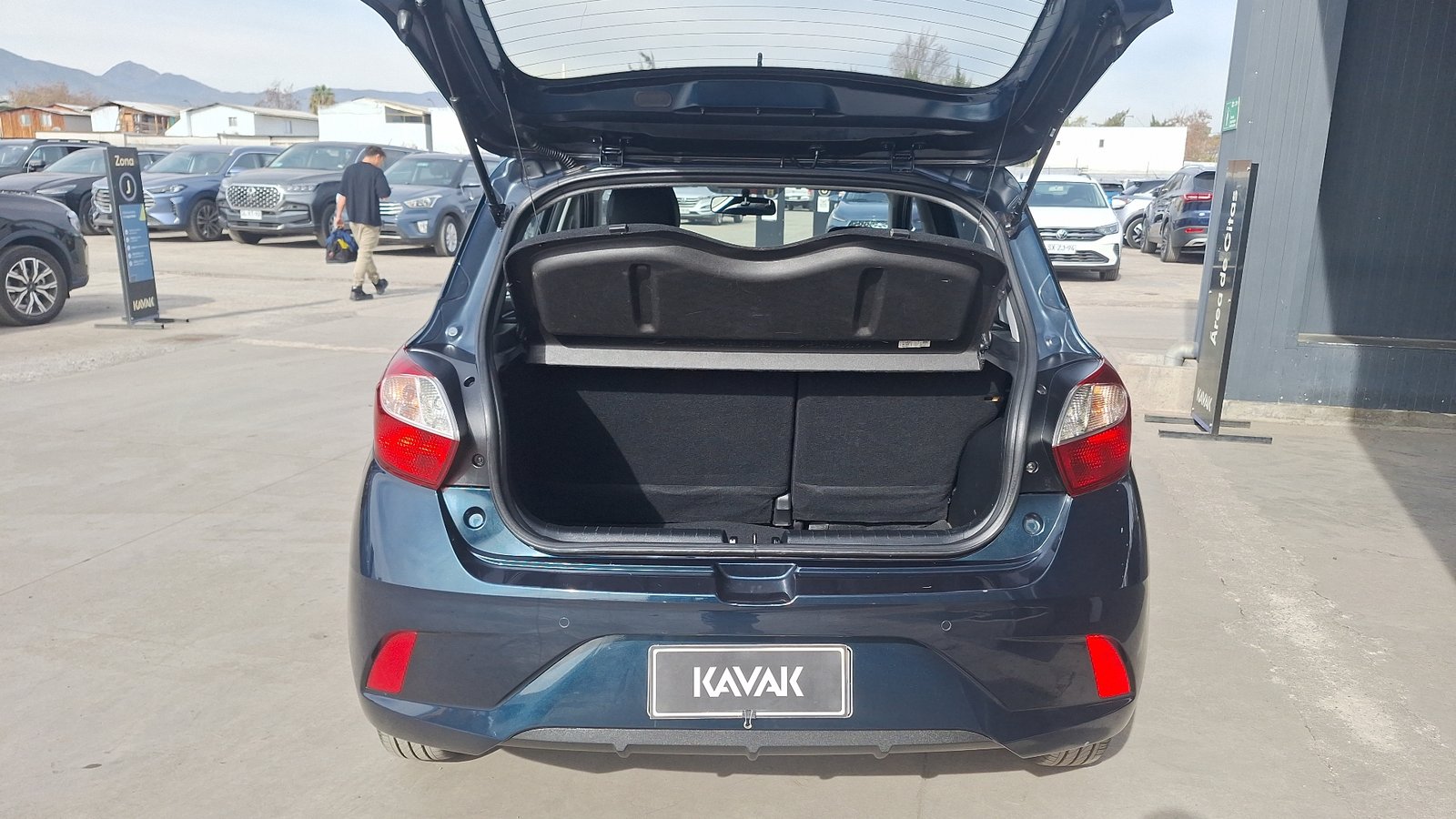 Hyundai Grand I10 2022 - Foto 4 de 15