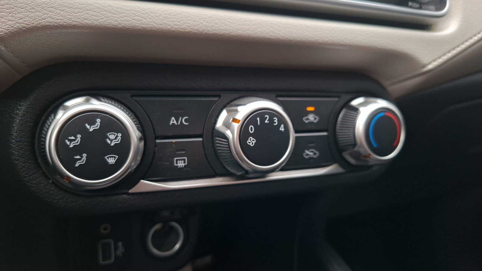 Nissan Versa 2021 - Imagen 15 de 15